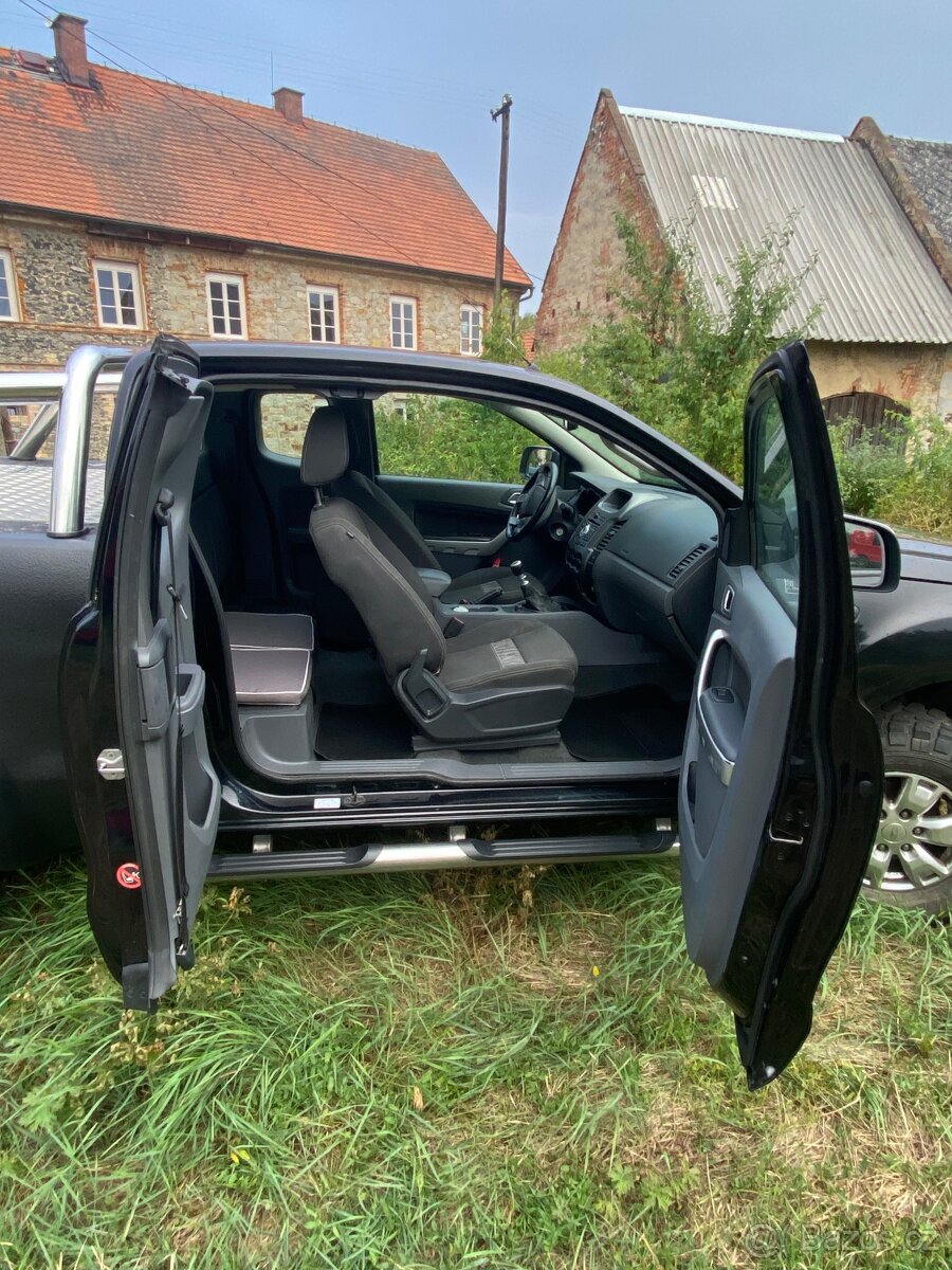Ford Ranger Supercab - 13