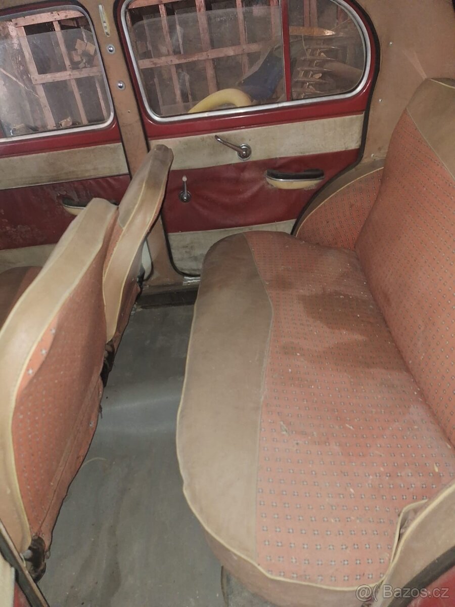 Moskvič 403 - 13