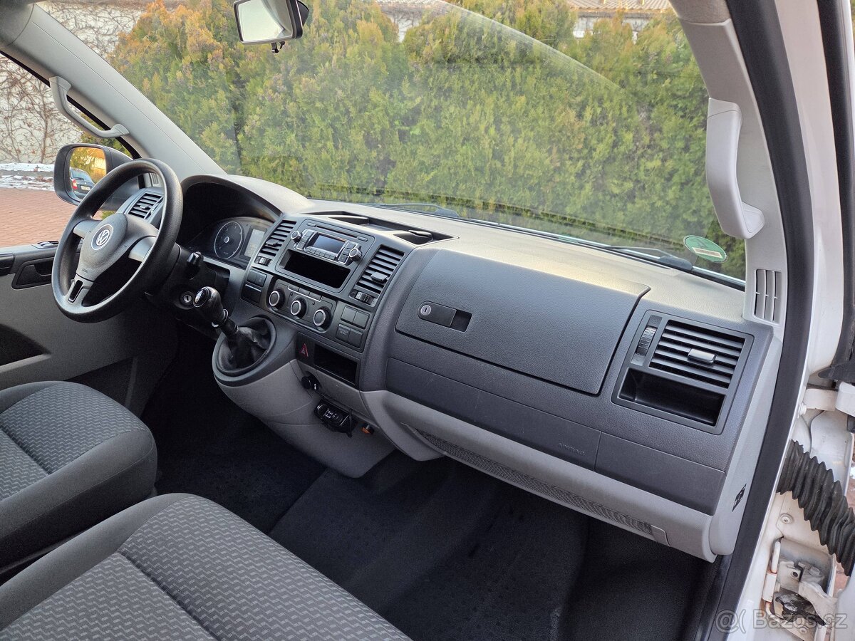 VW Transporter 2.0 TDI,DPH,2012,Tažné,1.Majitel - 13