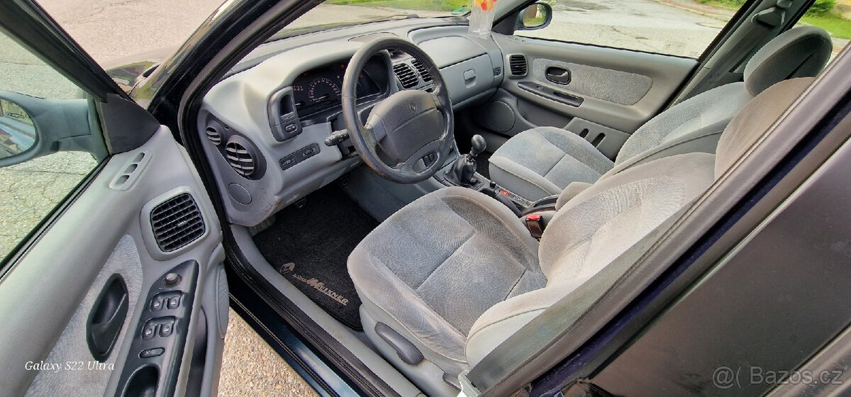 Renault Laguna 1.6 16V 79Kw Kombi - 13