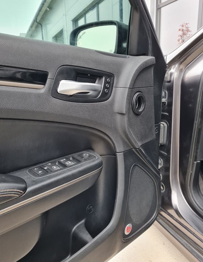 Chrysler 300S Alloy Edition 2017 - 13