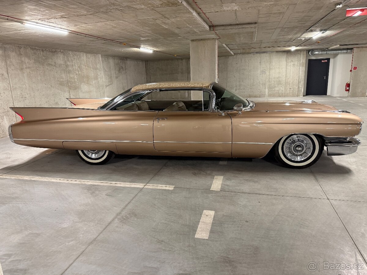 Cadillac Deville 1960 coupe - 13