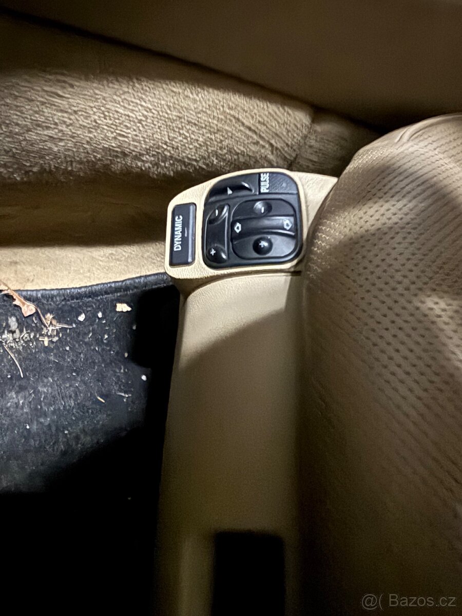 Mercedes Benz CLS 500 - 13