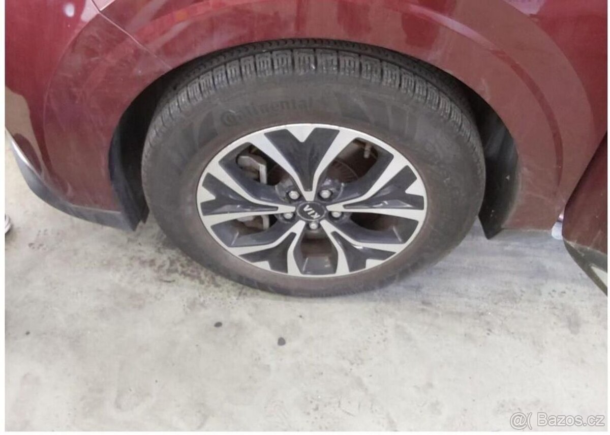 Kia Carnival 2.2- VŮZ NA CESTĚ - 13
