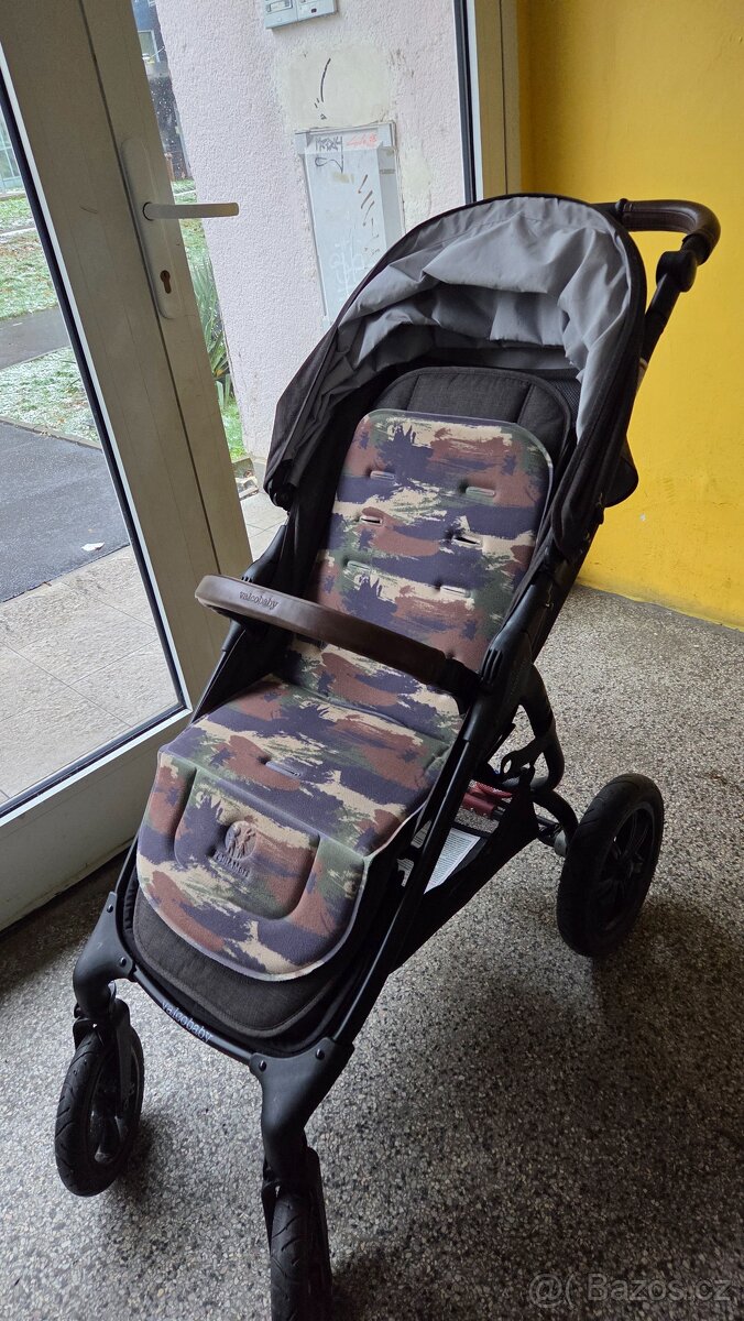 Valco baby trend 4 s příslušenstvím - 13