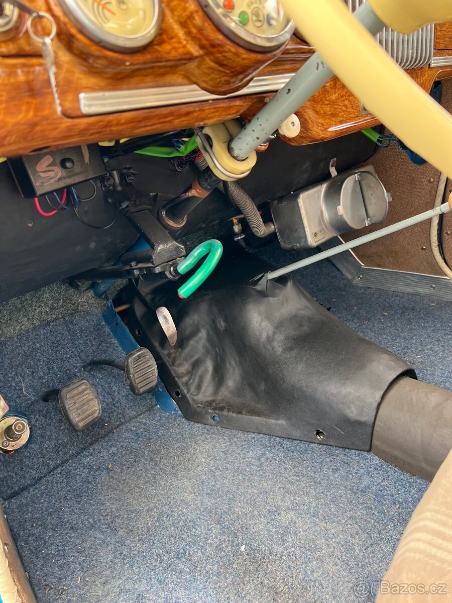 Škoda 1101 Tudor - 13