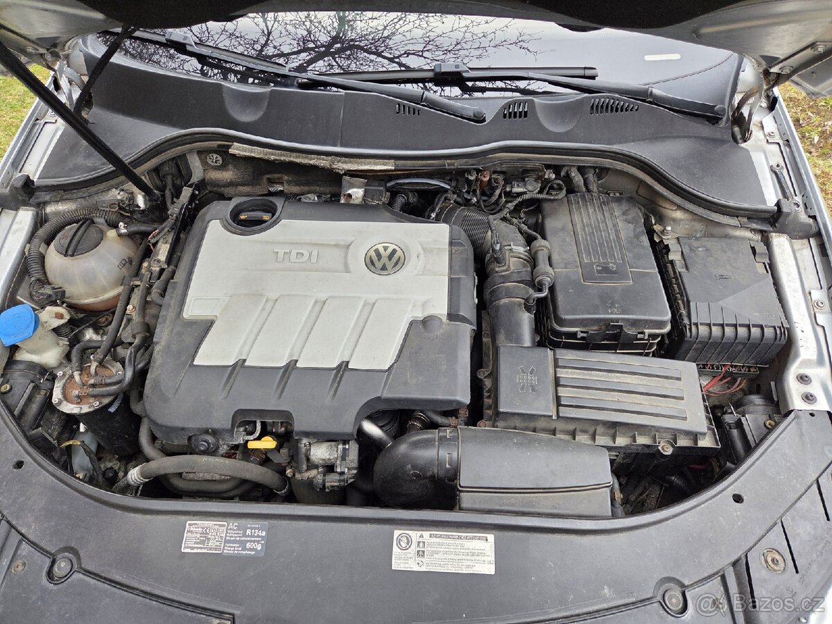 Passat B6 Rline Top výbava - 13
