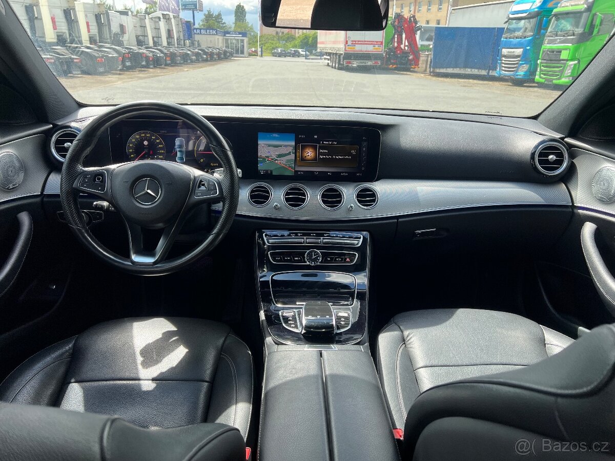 Mercedes E 220d AMG - 13
