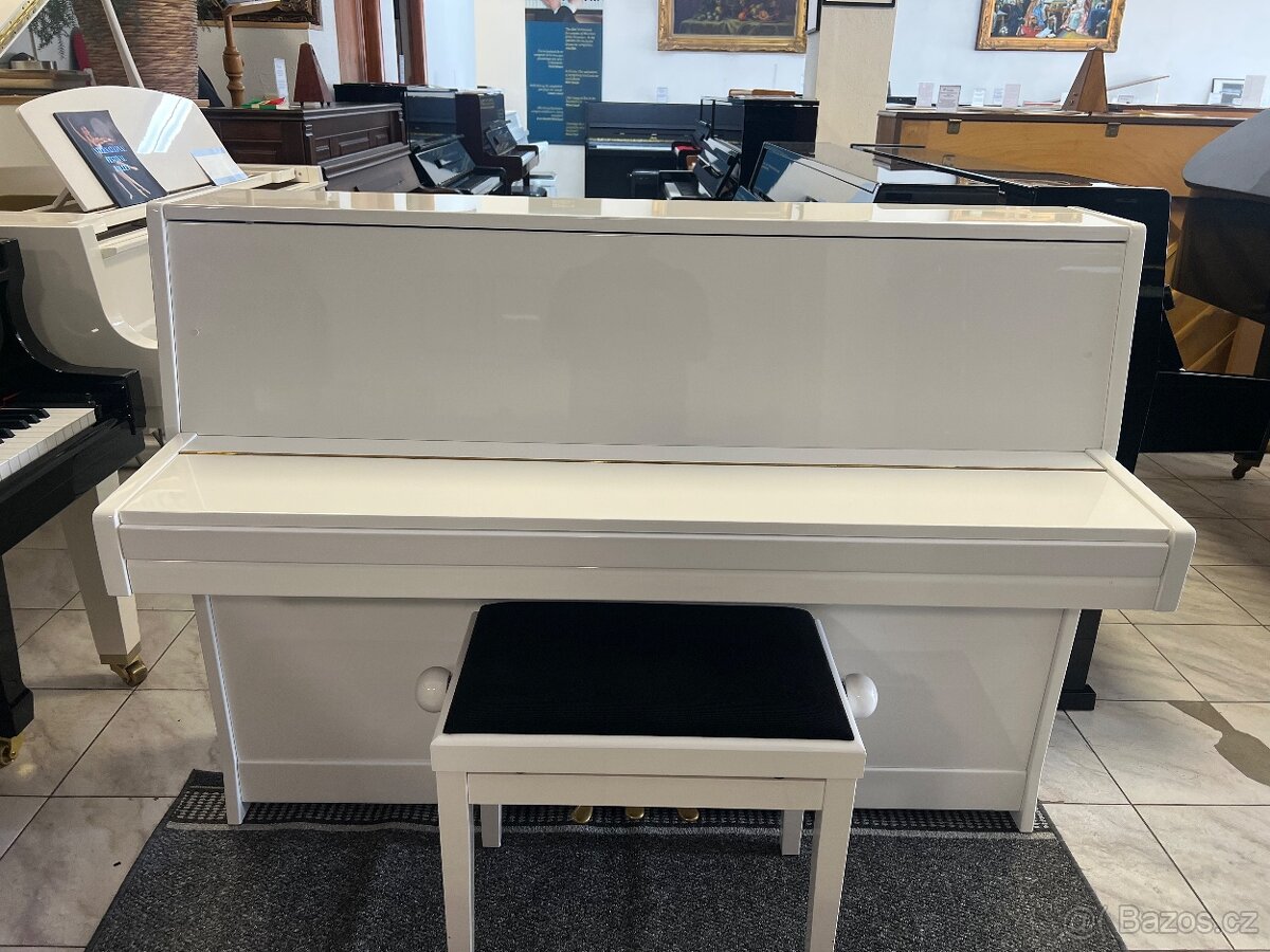 Bílé piano Petrof ve velmi dobrém stavu, PRODÁNO - 13