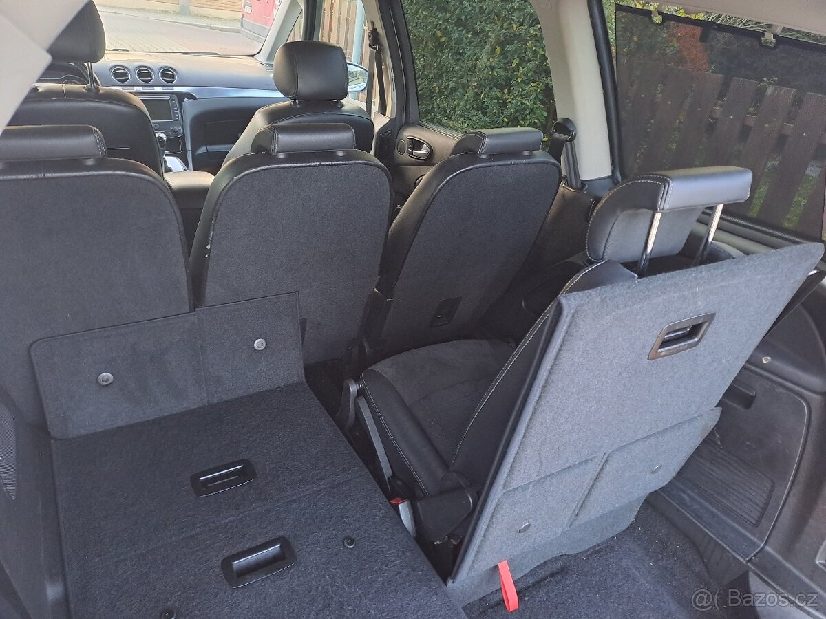 Ford Galaxy 2.0TDCi 120kW Titanium 7 míst - 13