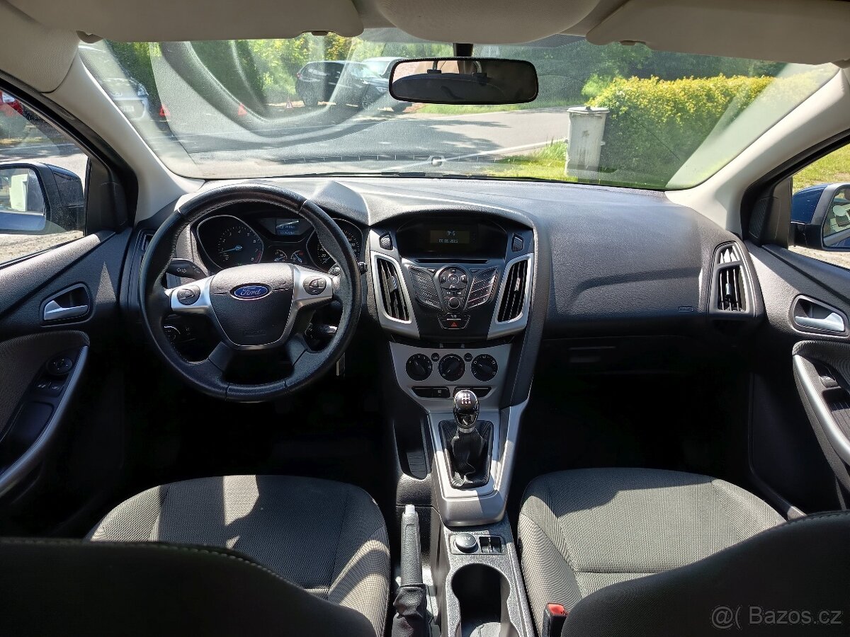 Ford Focus, 1.0i 74kW COMBI - 13