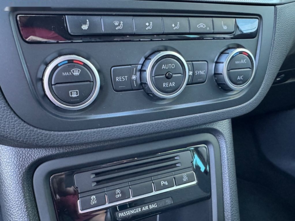 Volkswagen Sharan,2.0TDI DSG 7 míst - 13