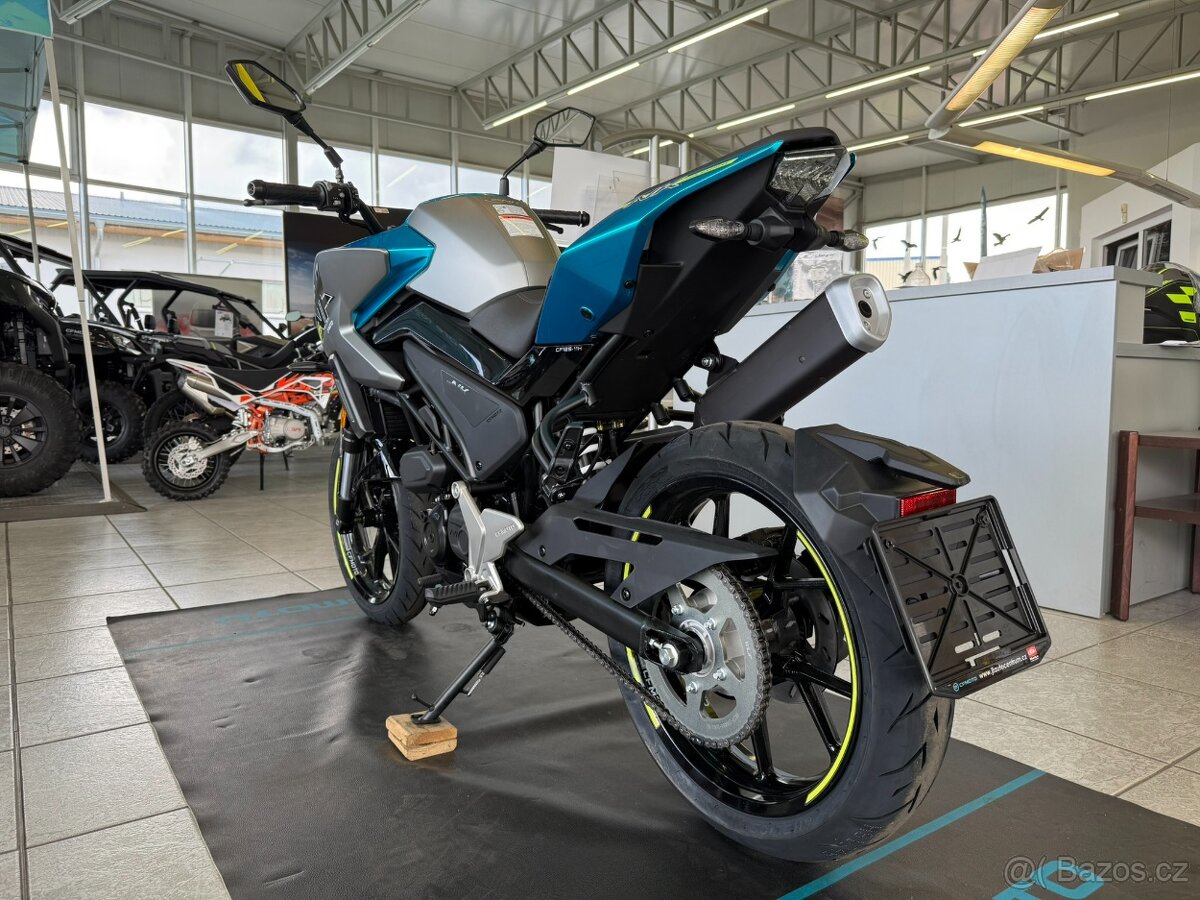 cfmoto 125 NK - modrá, černá skladem AKCE HELMA - 13