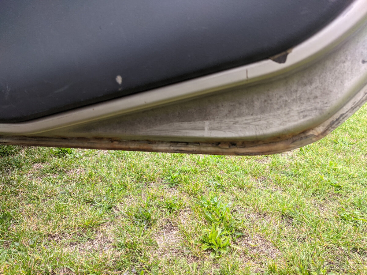 Fiat Punto 188 1.2 8v rok 2008 VADNÉ SERVO - 13