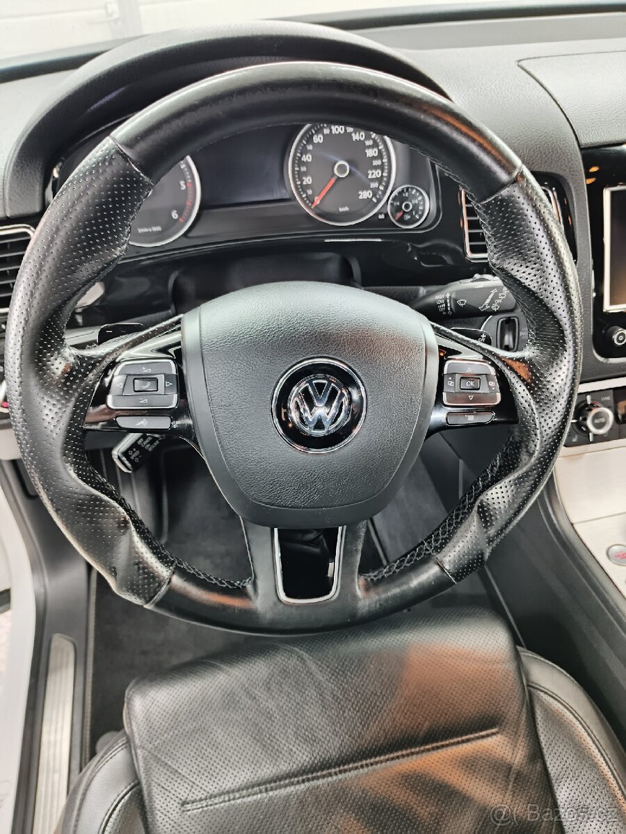 VW Touareg 3.0 tdi - 13