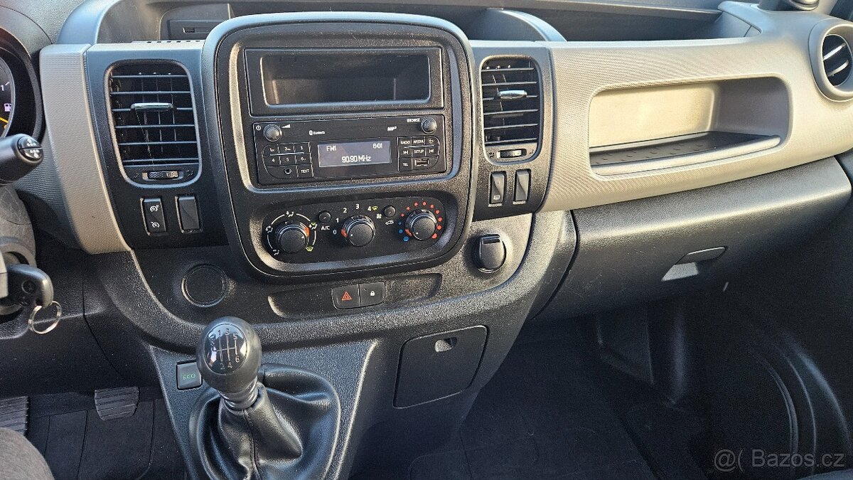 Renault trafic 1.6dci Long 78tis km - 13