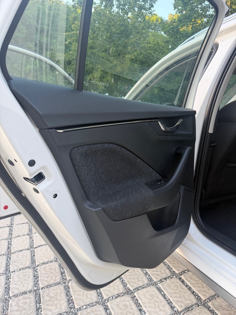 Škoda Kamiq 1.0TSI DSG STYLE DPH VIRTUAL - 13