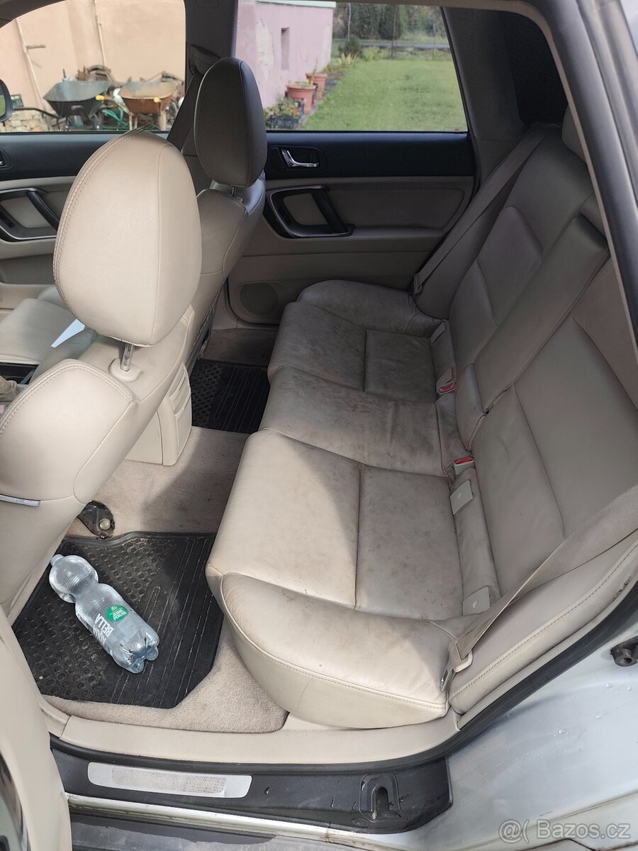Subaru legacy 3.0i 180kw - 13