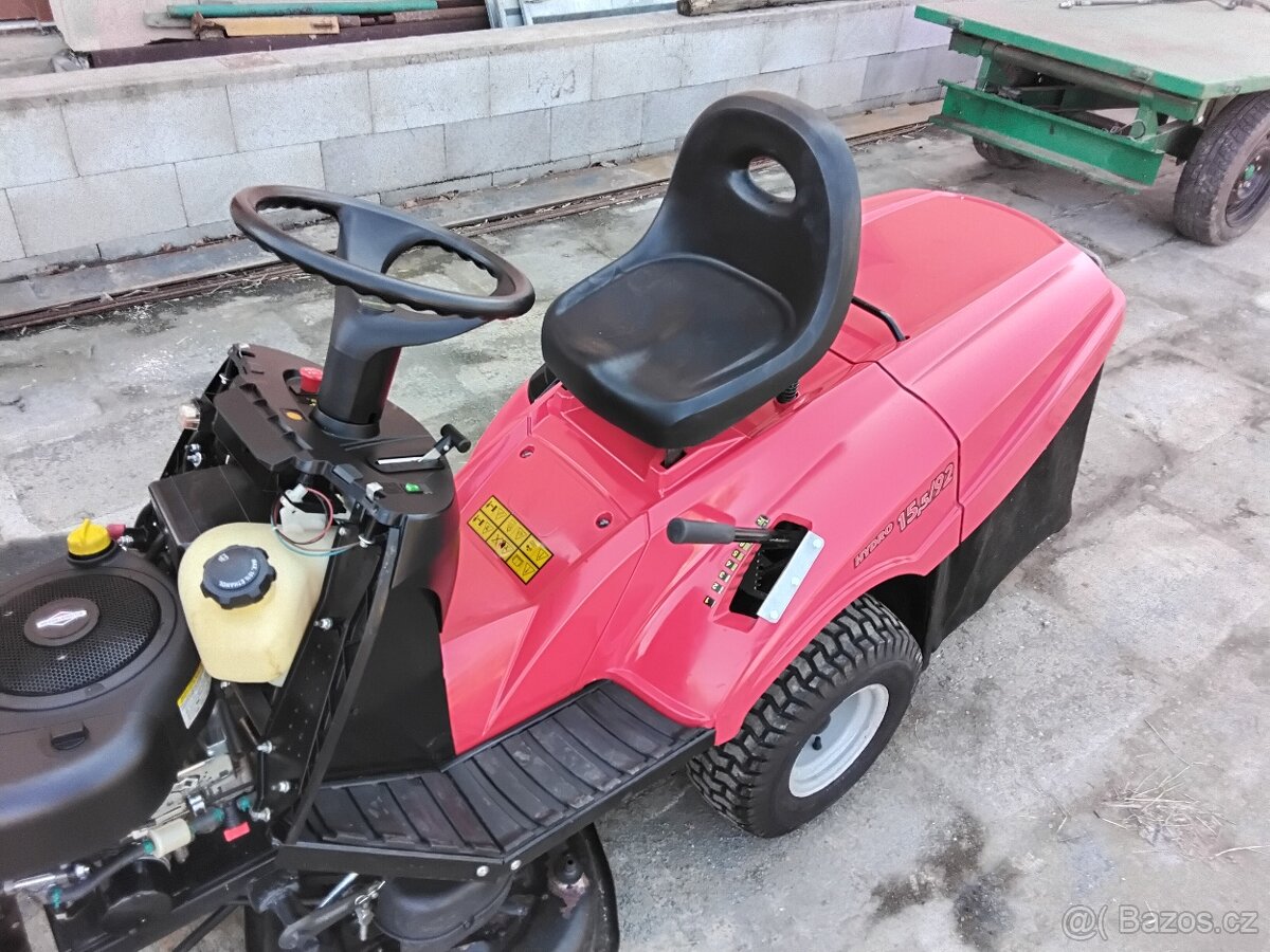 Sekací traktor Castelgarden 15,5/92 Hydro - 13