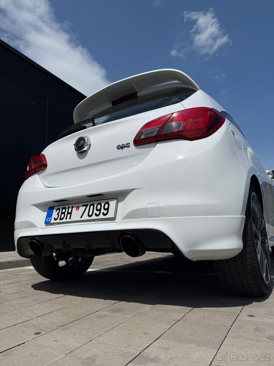 Opel Corsa E OPC Performance - 13