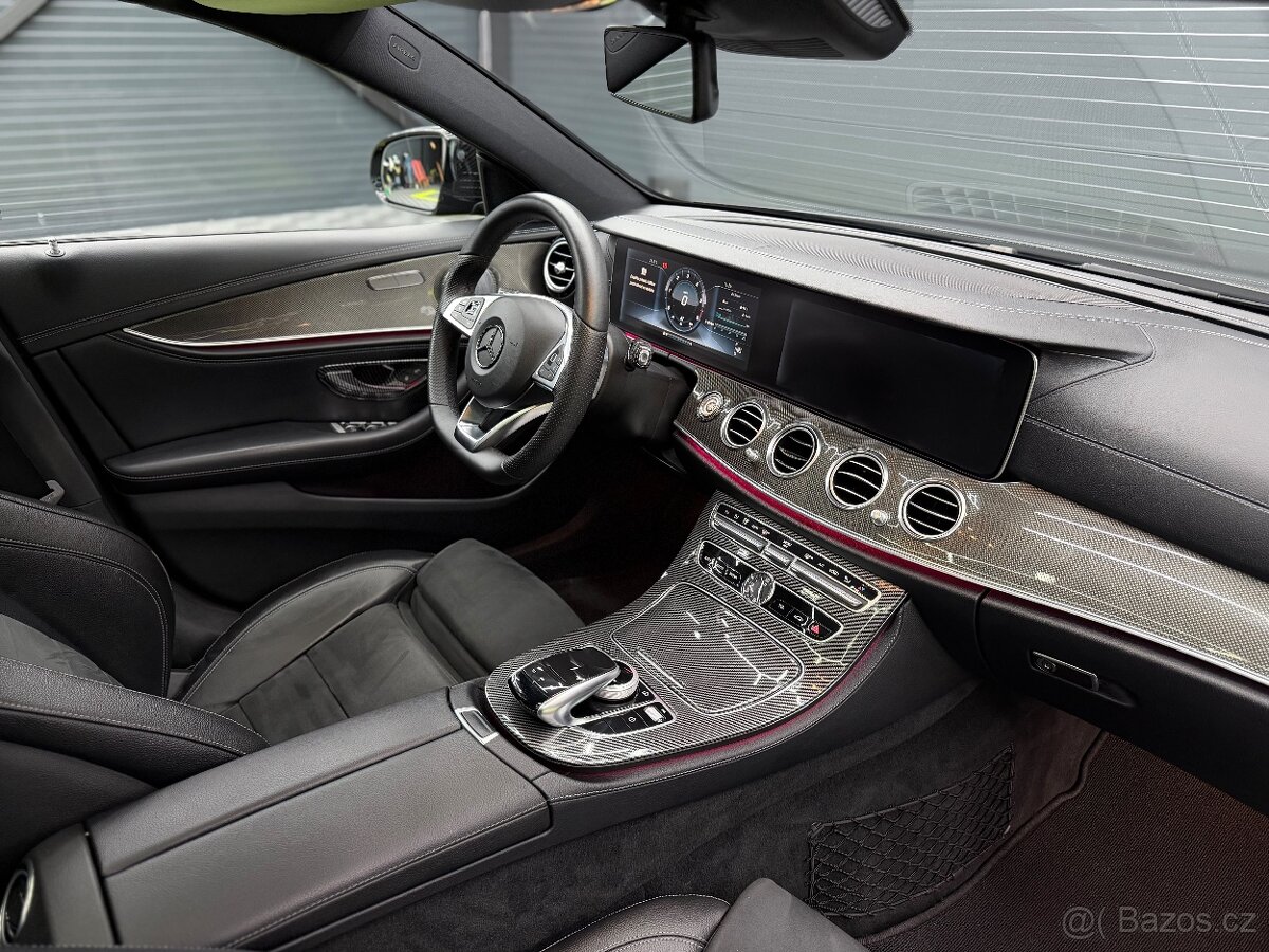 Mercedes-Benz E 220d A/T - 13