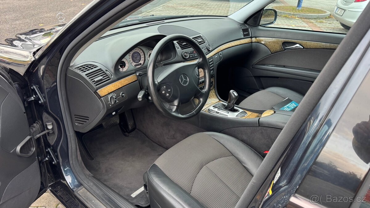 Mercedes-Benz E280 3.0d 140kw 2005r - 13