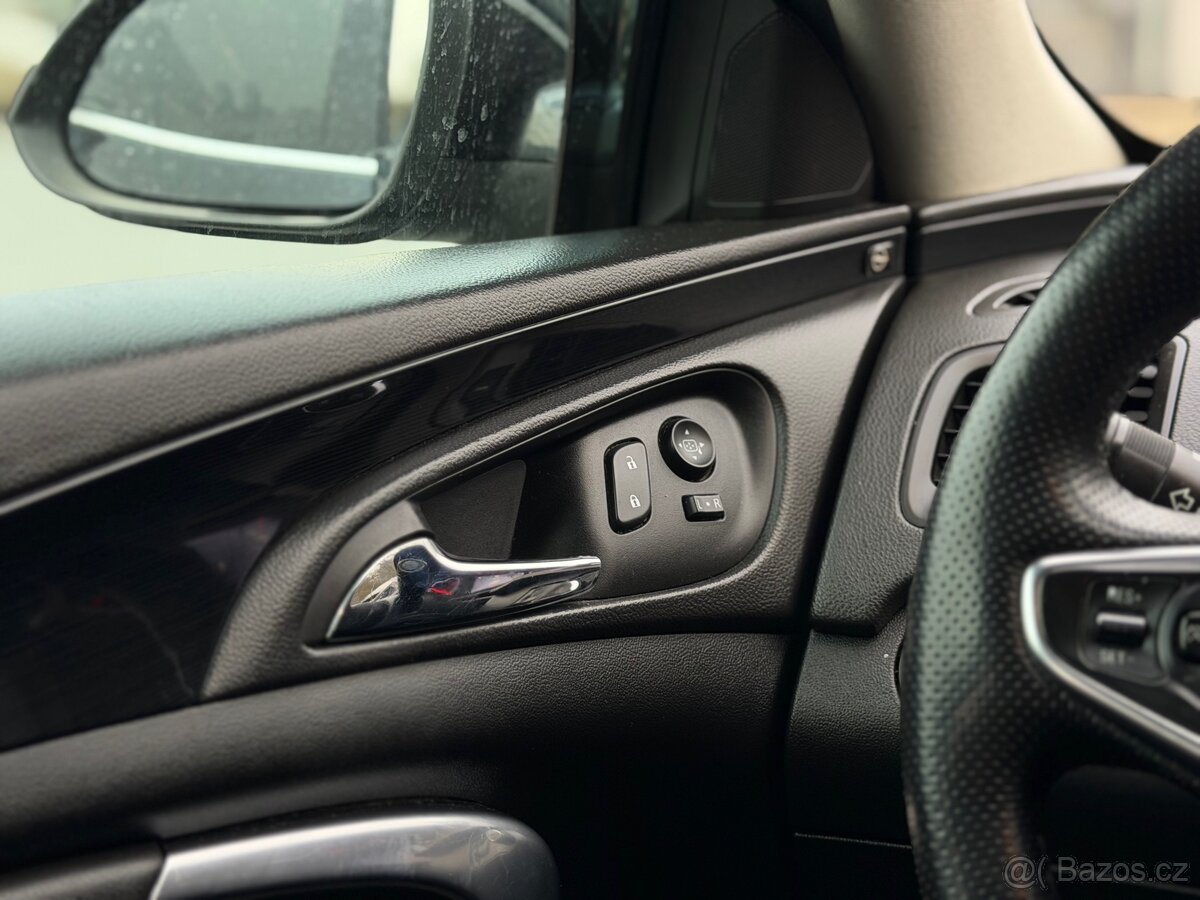 Opel Insignia Sedan 2.0 CDTI 125 kW | 6st. manuál | 2015 - 13