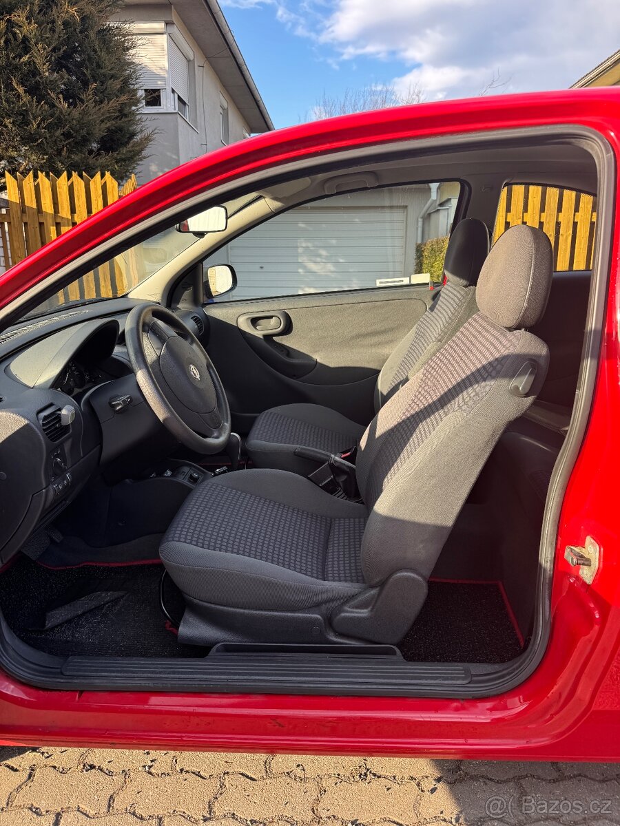 Opel Corsa 1.2 rok výroby 2002 - 13