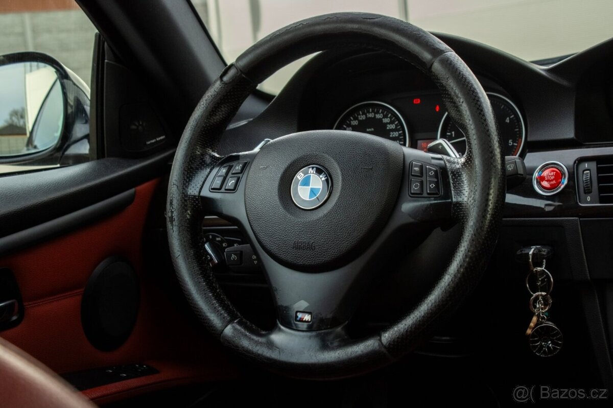 BMW E92 330d xDrive 180kw AT/6 2010 - 13