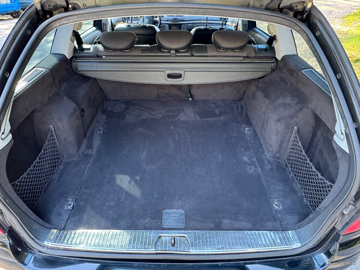 Mercedes E220 CDI kombi - 13