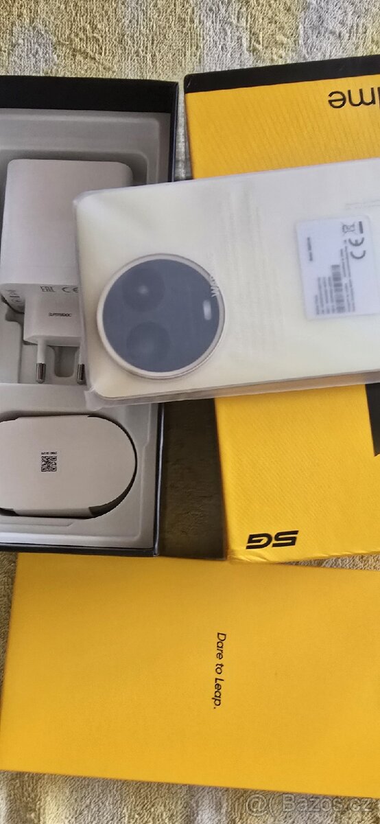 REALME - 11 5G Telefon - 13