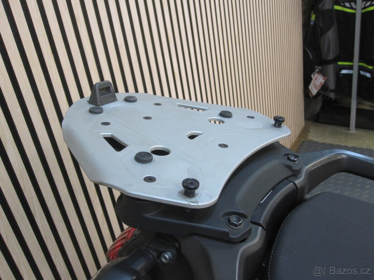 Triumph Tiger 900 Rally - 13