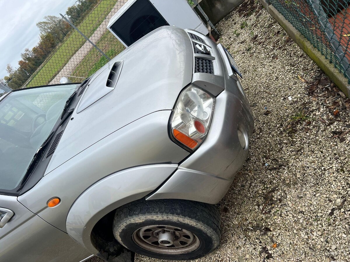 Navara NP 300 2.5 TD BEZ KOROZE - 13