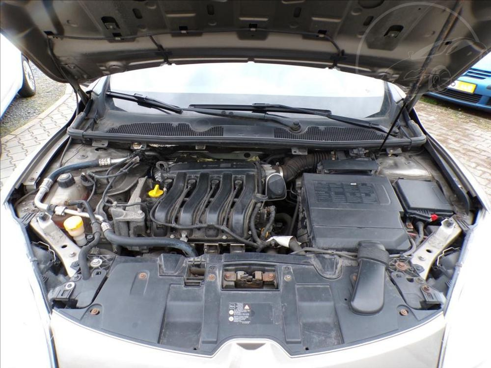 Renault Megane 1,6 16V DIGI.KLIMA,1.MAJITEL - 13