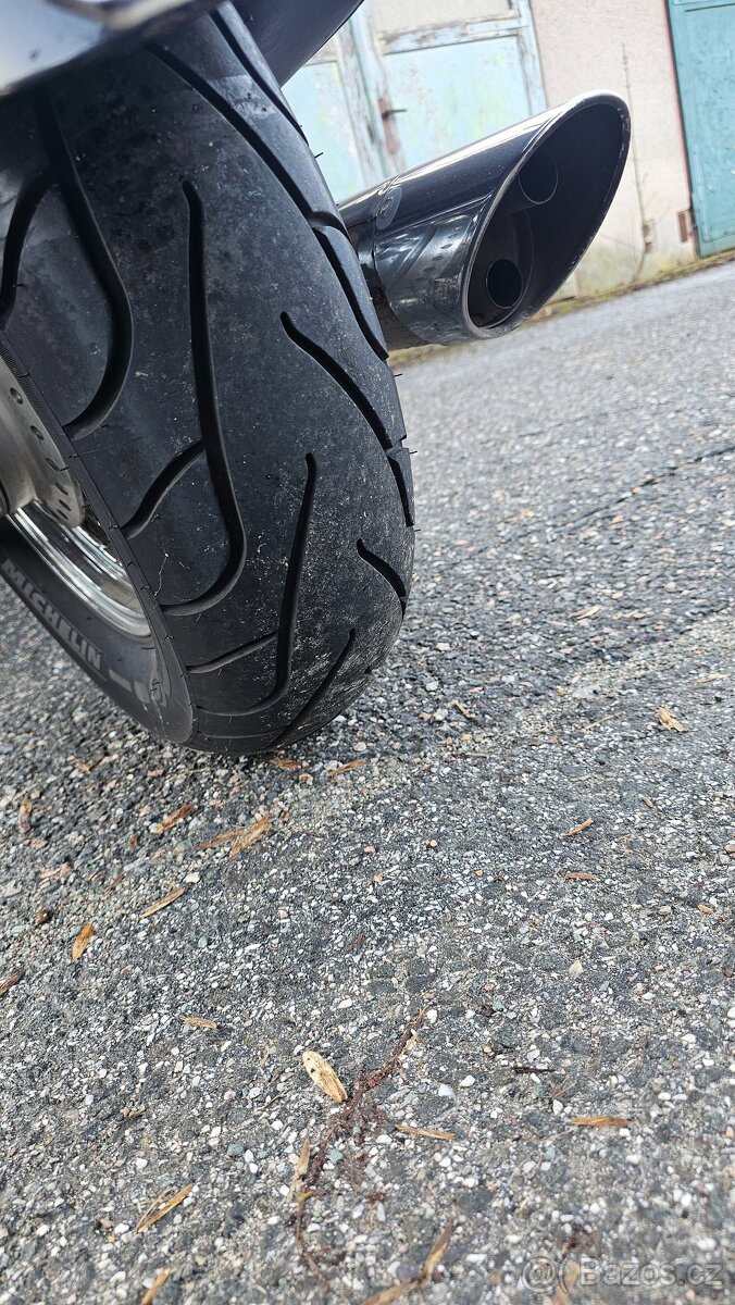 Honda VT 750C Shadow - 13