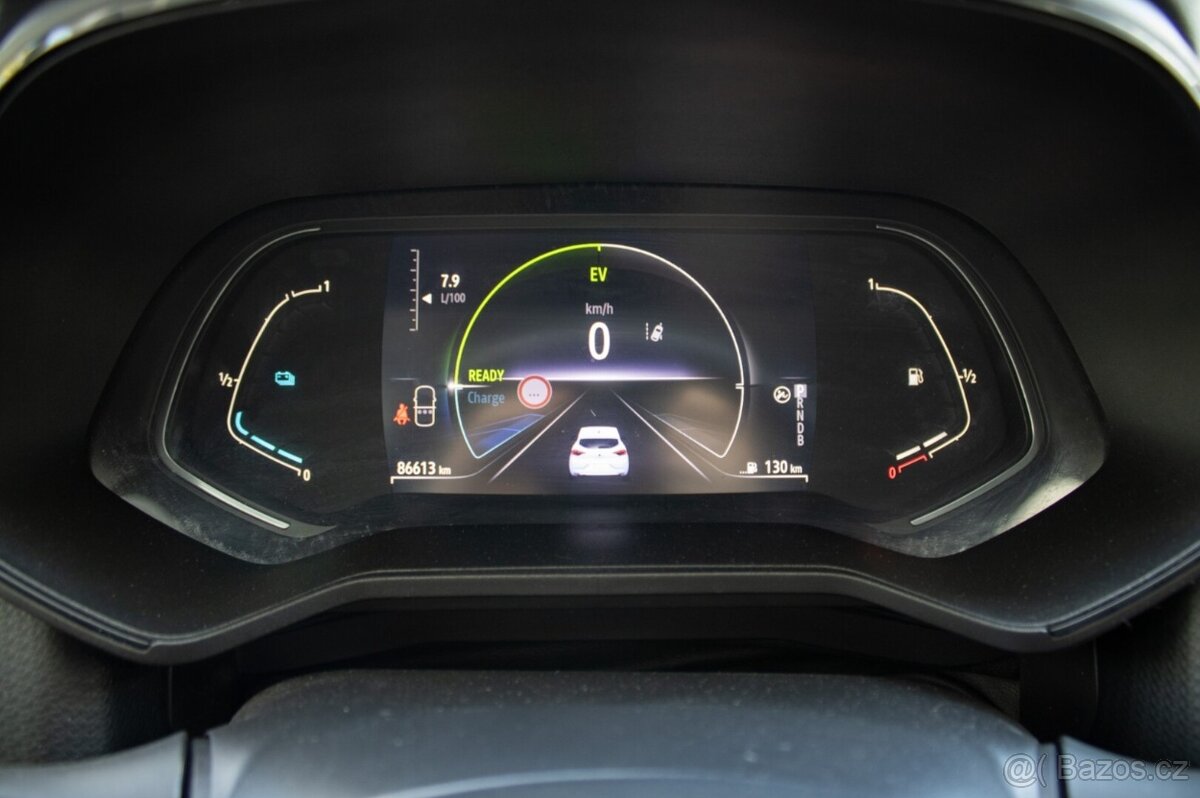 Renault Clio E-tech Hybrid - 13