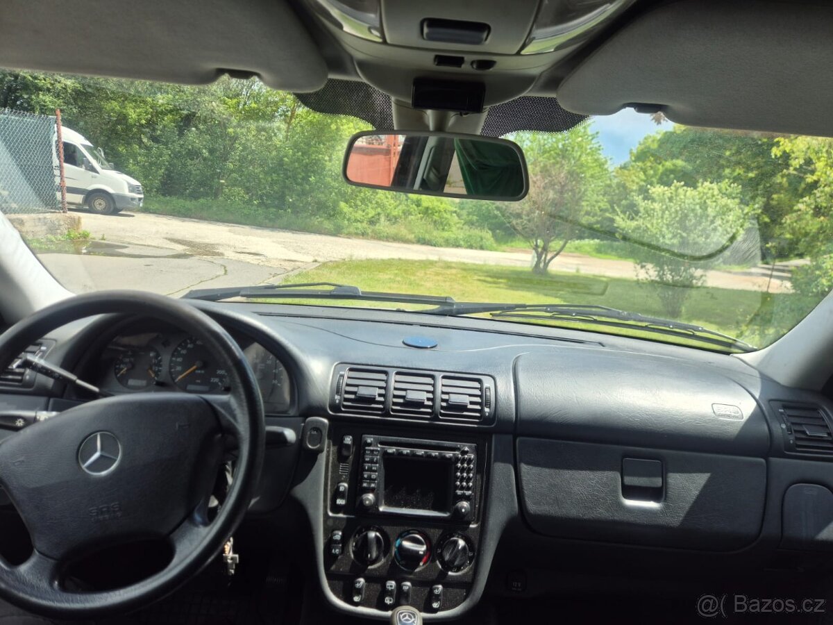 Mercedes -Benz ML 270CDI - 13