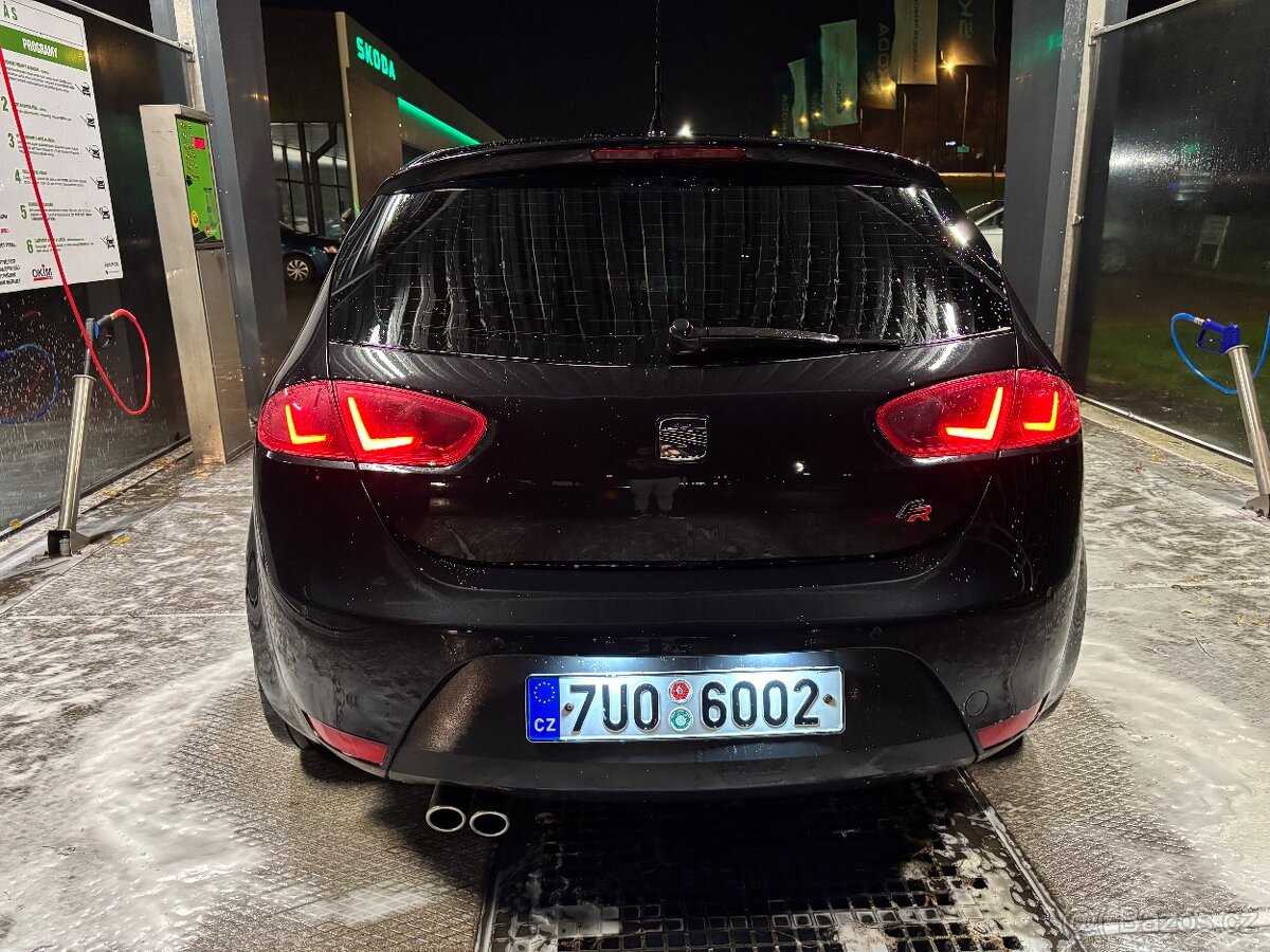 Prodám Seat Leon FR 2.0 TDI CR 2013 Facelift - 13