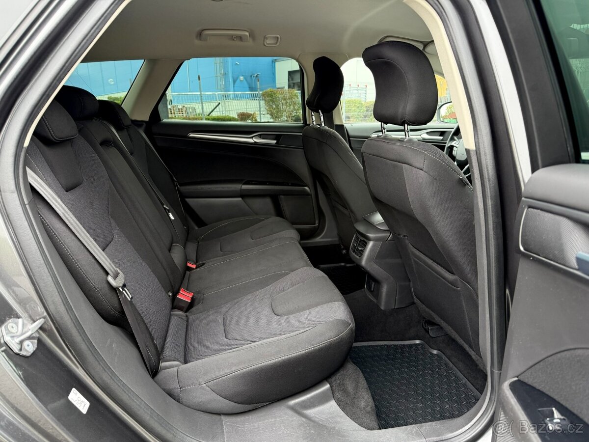 Ford Mondeo 2.0 TDCI 110kW automat 2015 | LED světla, kamera - 13