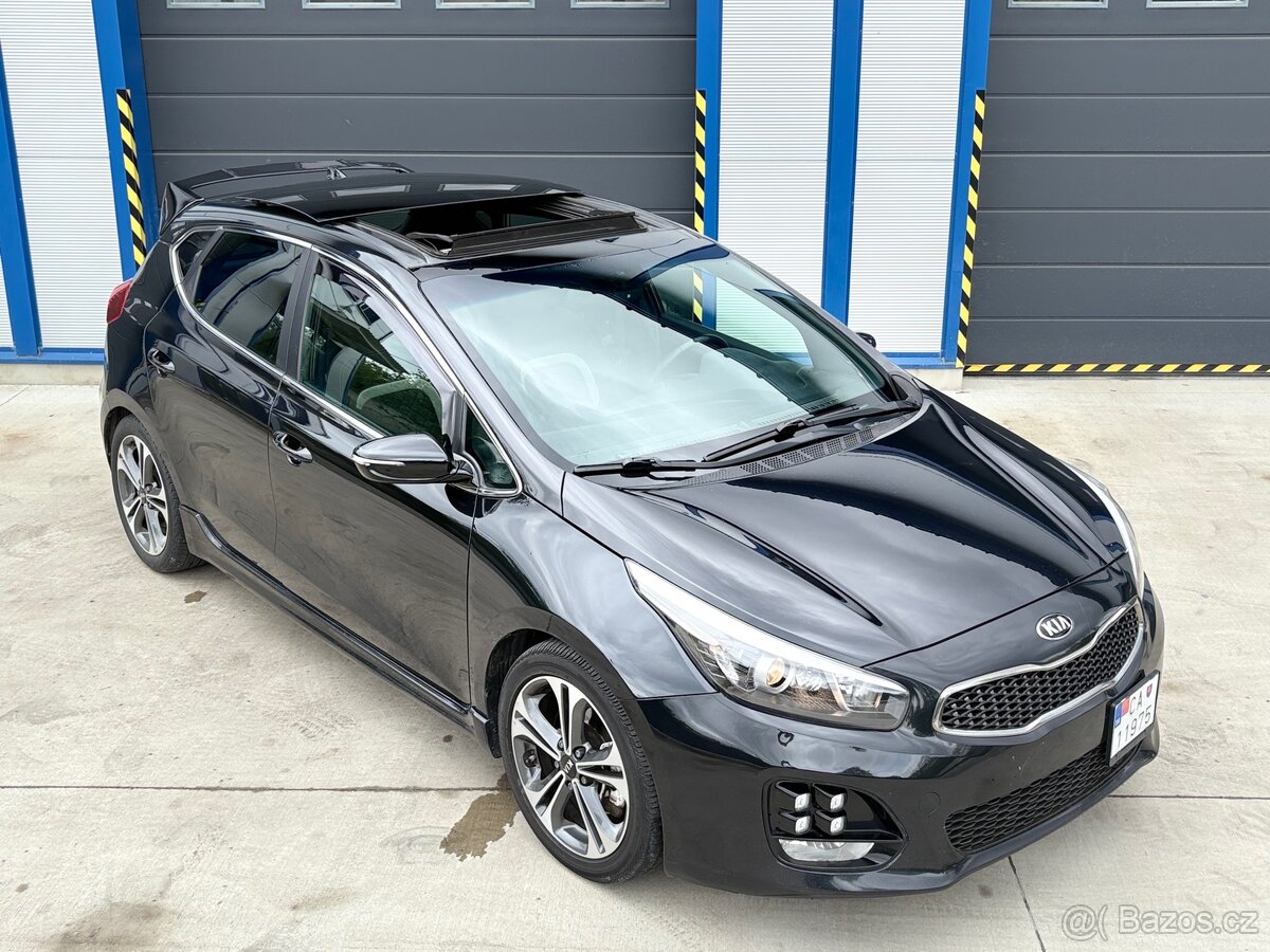 KIA Ceed GT Line - 13
