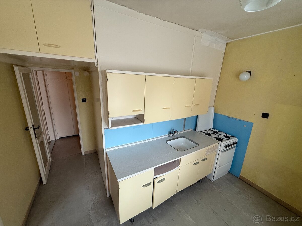 Prodej bytu 2+1 55,8m2 - Znojmo - Pražská sídl. - 13