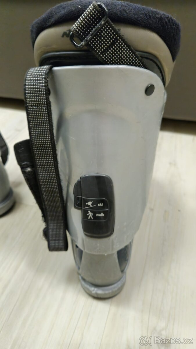 Lyže 170 + lyžáky 43 44 + helma - 13