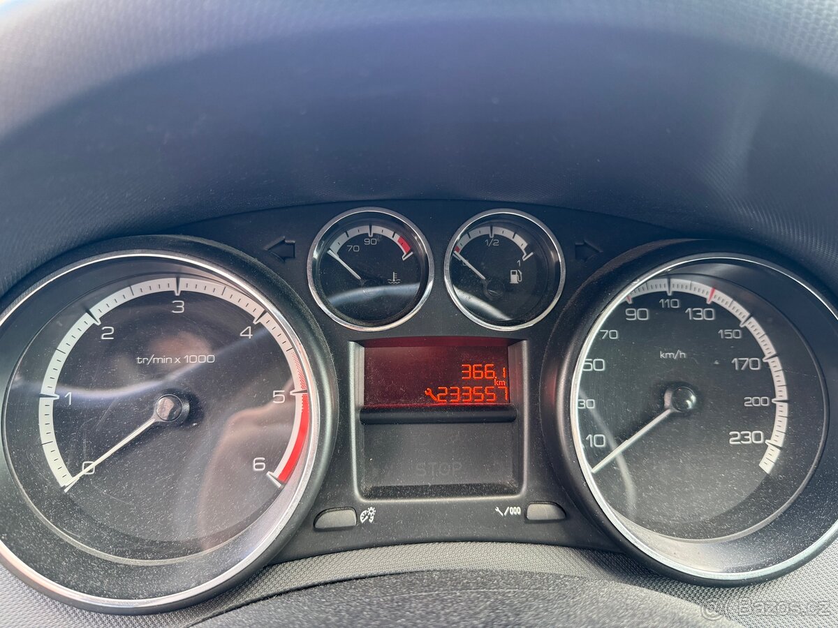 Peugeot 308, 1.6 HDi, 2010 - 13