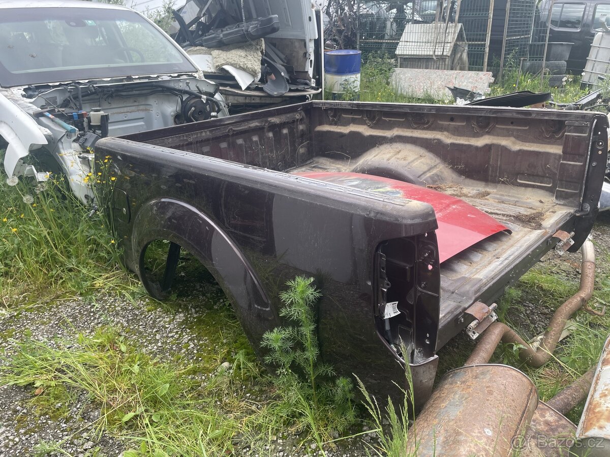 nissan navara - 13
