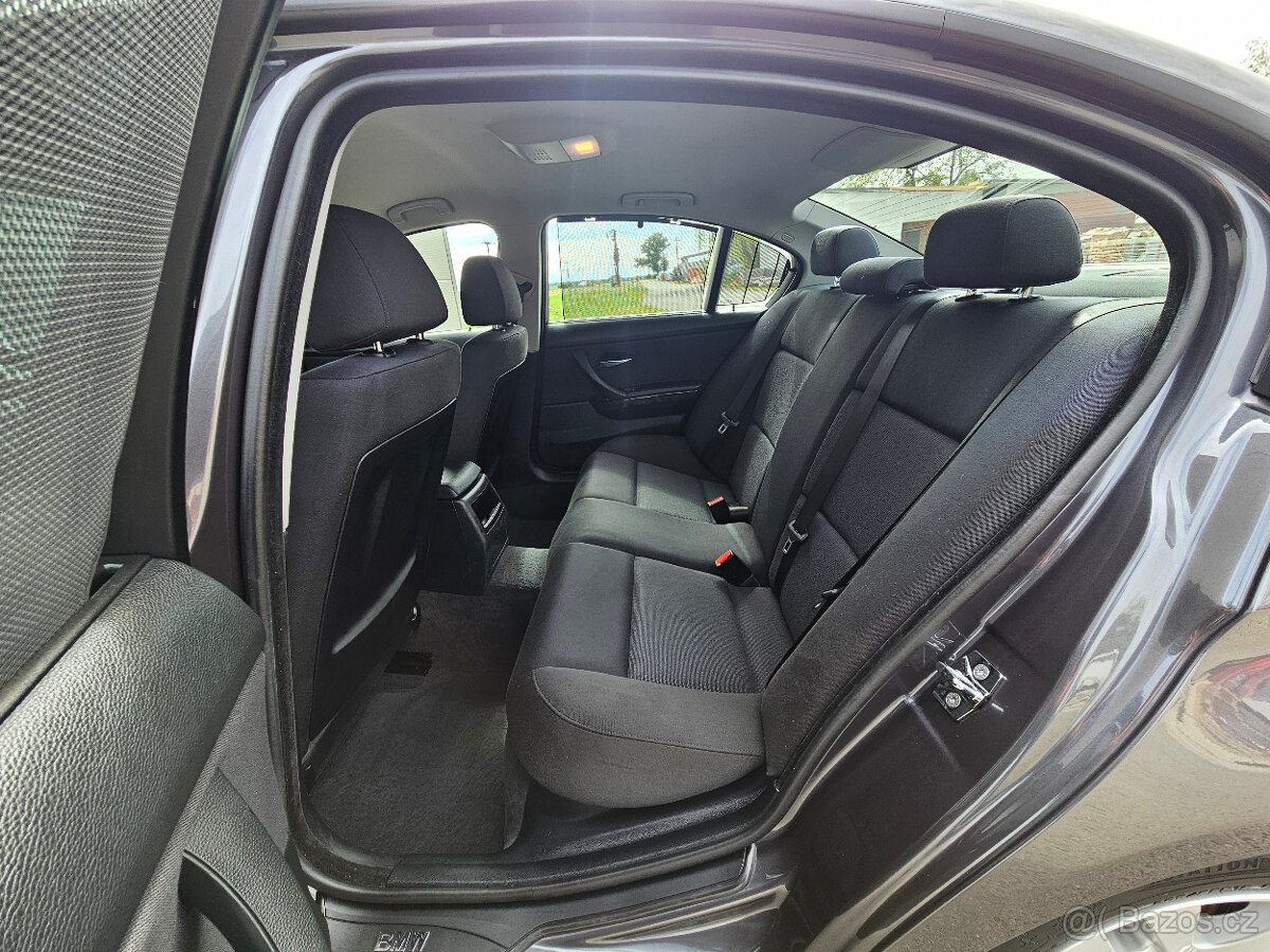 BMW e90 320i 110 kW - 13