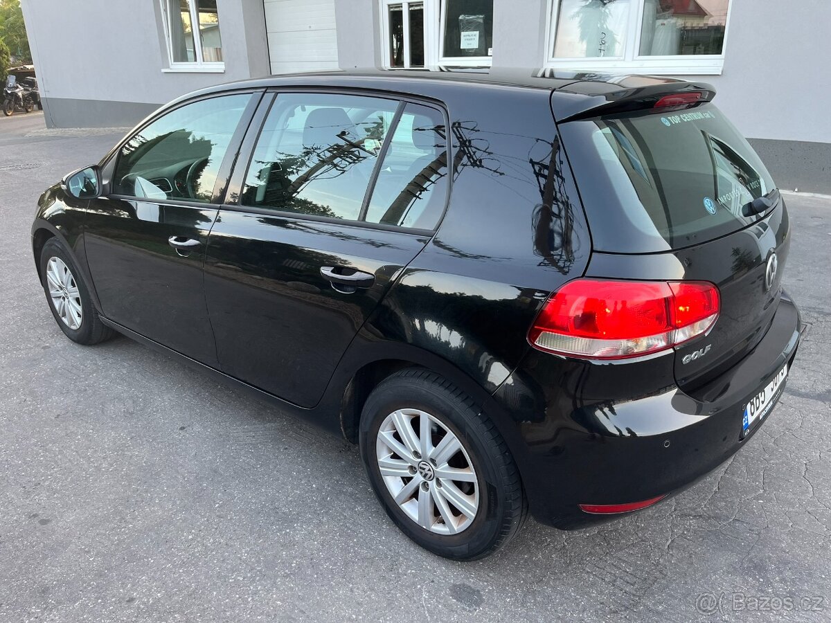 VW Golf - 13