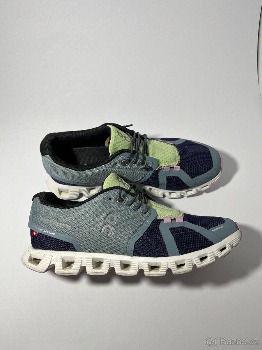 19x Dámské boty On Running Cloud, velikost 38 - 38,5 - 13