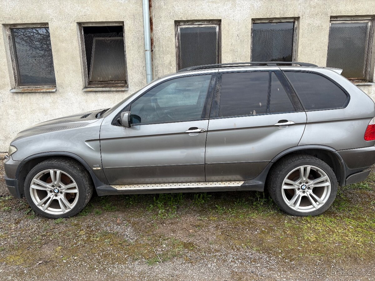 2x BMW X5 e53 4.8is - 13