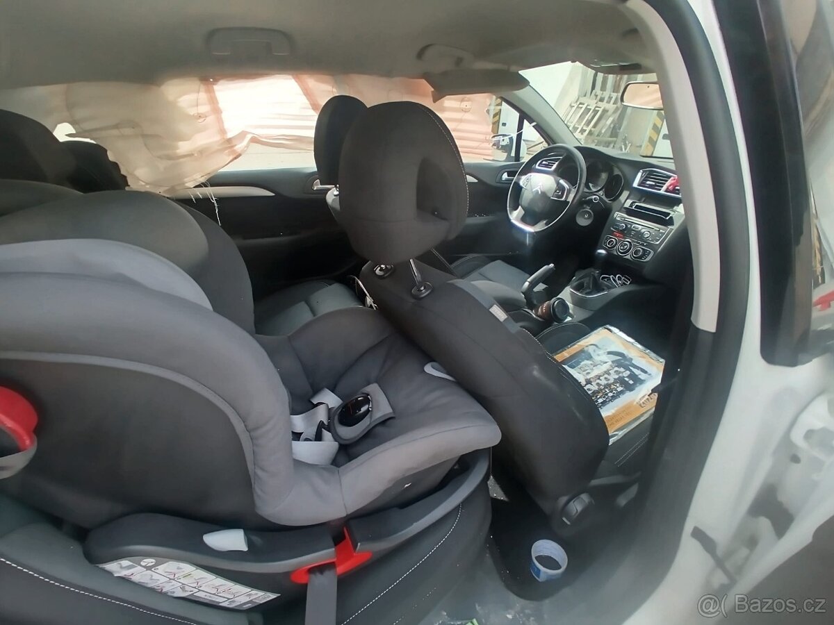 Citroen C4 1.6 HDI havarované - 13
