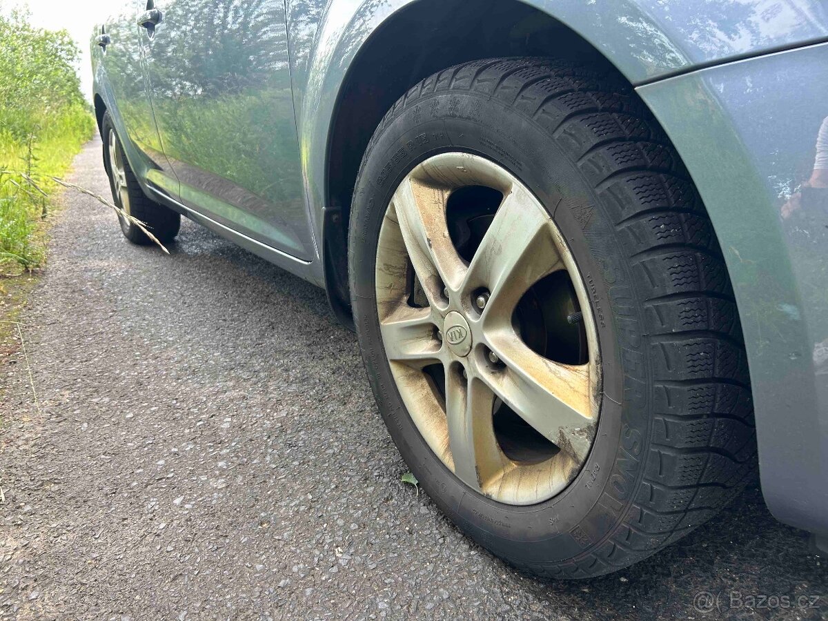 Prodám Kia CEE´D, 1,6 Benzin - 13